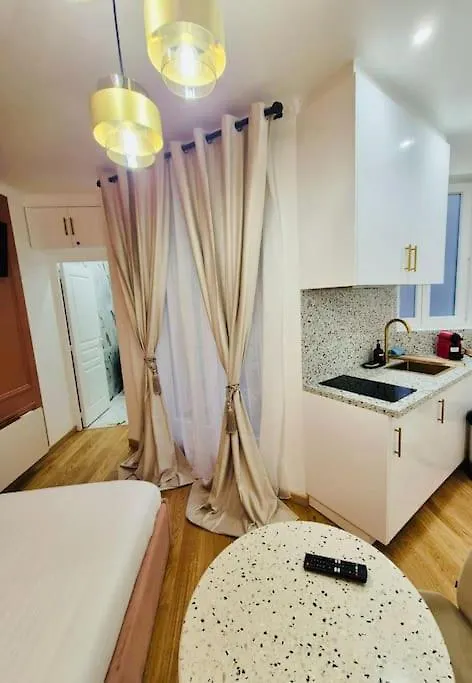 Lägenhet Chic Appartement En Plein Coeur De Paris Frankrike